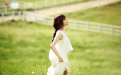 羞羞漫画扯破老师的丝袜